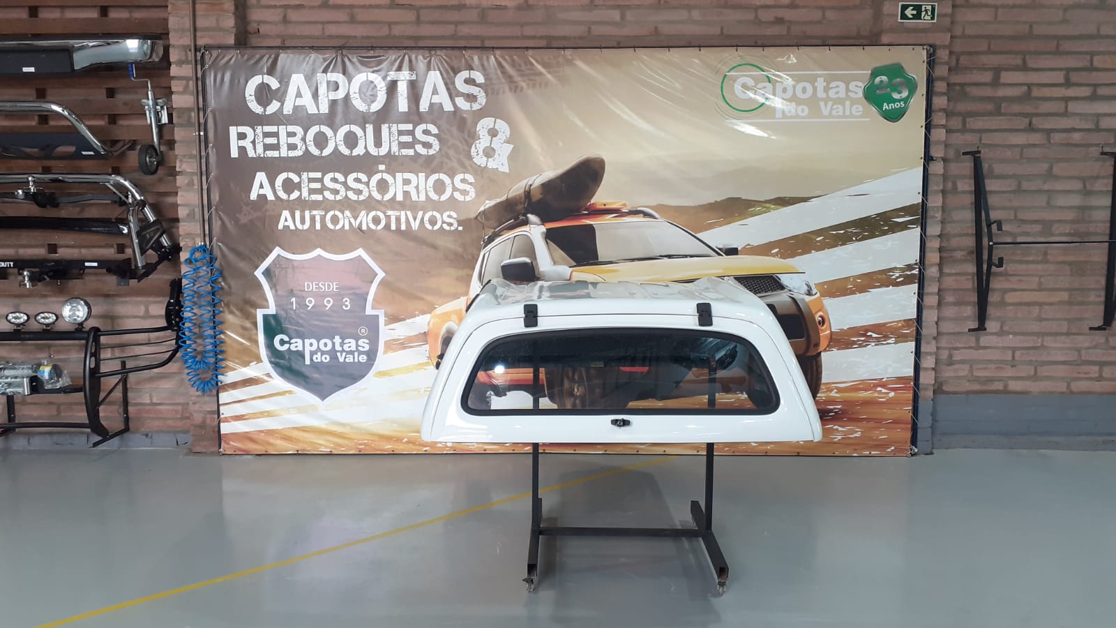 8664 - Capota de Fibra Usada com Portas Laterais para Mitsubishi L200 Sport ano 2017 - 2021 Cabine Dupla (Branca)