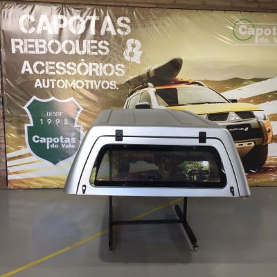 8956 - Capota de Fibra Usada com Vidro Fixo para Toyota Hilux ano 2005 - 2015 Cabine Dupla (Prata)